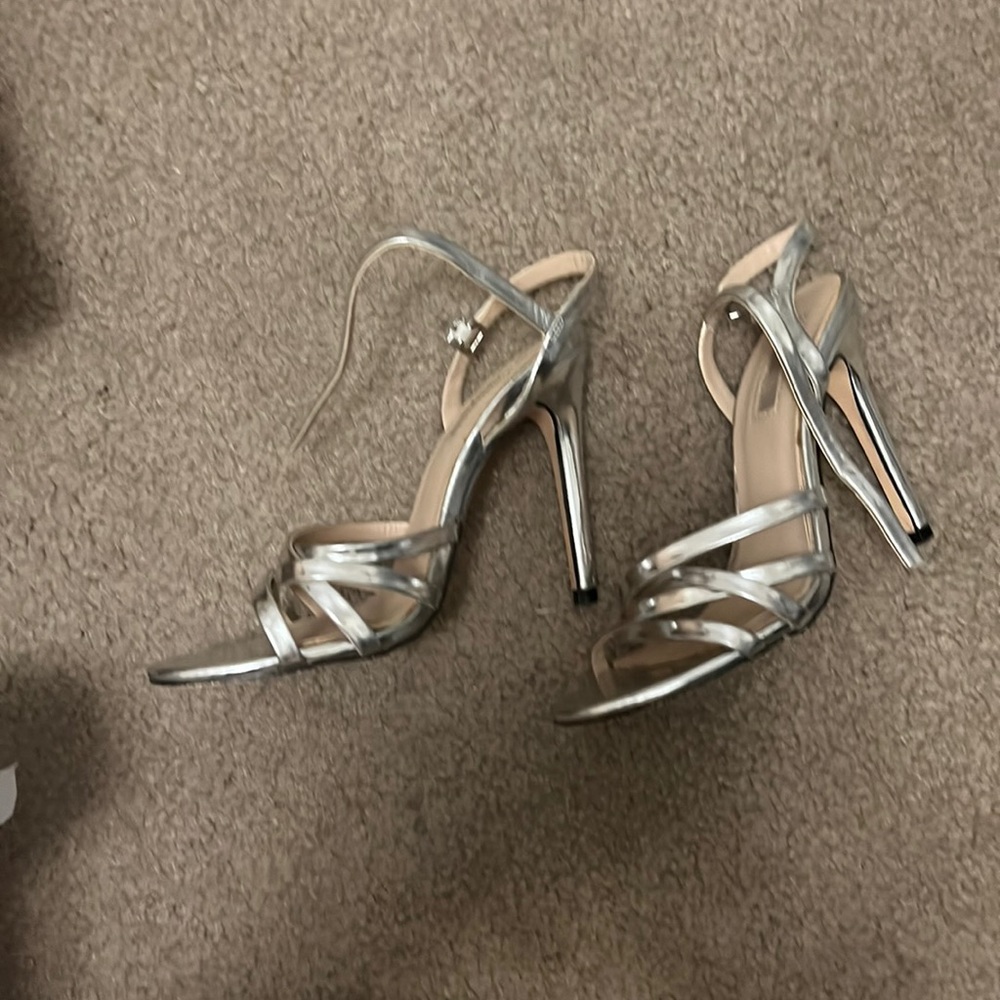 Silver trendy heels